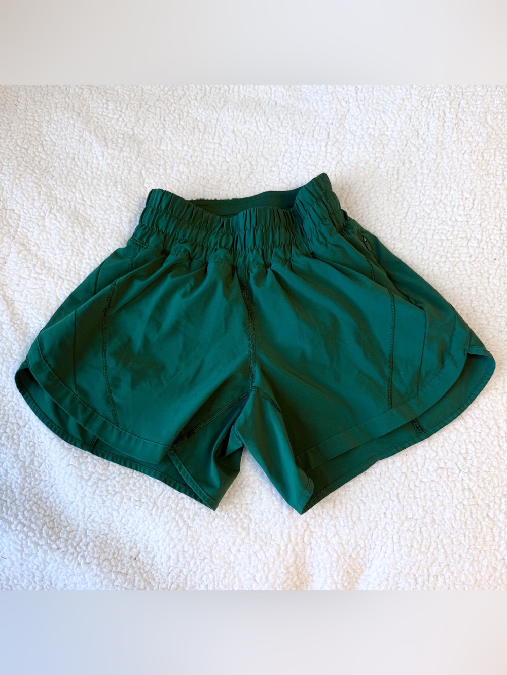 Lululemon Track That Shorts Everglade Green Size 0 EUC
